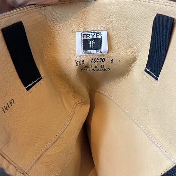 FRYE Melissa Button Back Zip Size 6 1/2 B Knee High Brown Leather Rider Boots - Picture 6 of 8